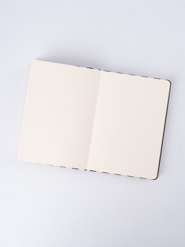 CUADERNO SKETCH BOOK 15X21 X 80 HOJAS LISAS + BANDA ELASTICA COFFE CLUB  FW - Imagen 7
