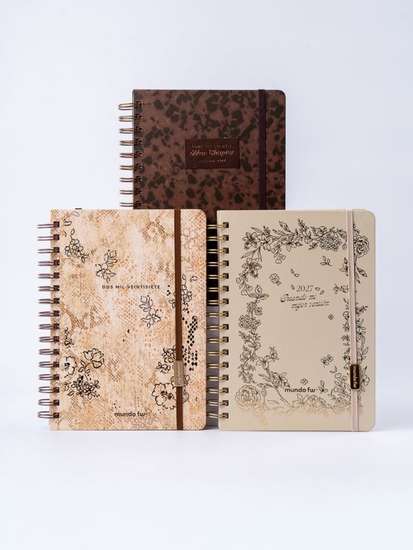 AGENDA 12X17 DIA X PAGINA CON ESPIRAL BOHO AÑO 2027 FW - Imagen 1